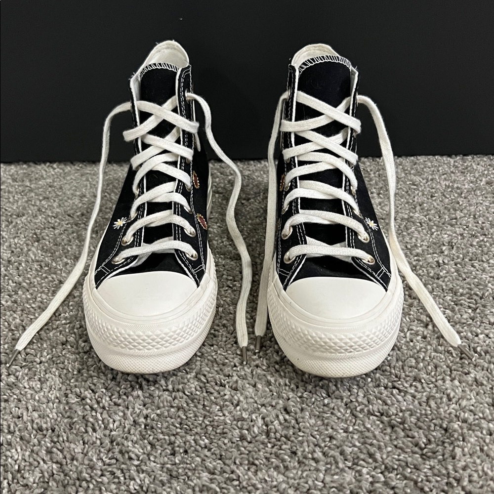 Converse High Top Sneaker